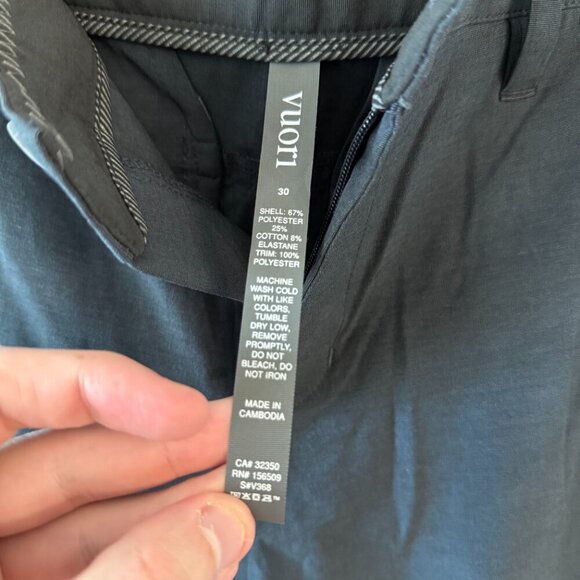 New Vuori Aim Shorts Size 30 Color Navy Blue - Picture 4 of 5